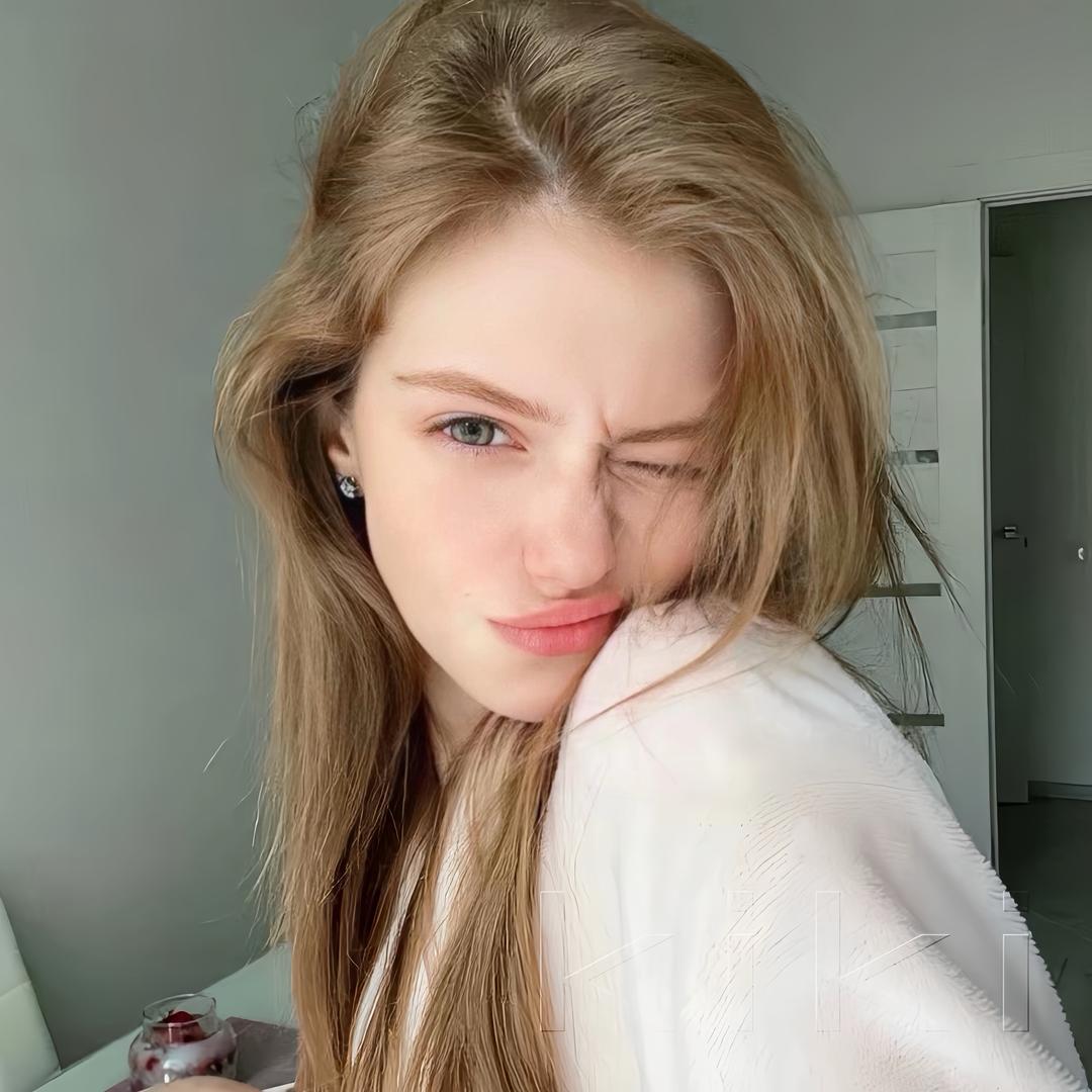 Liu梦微·