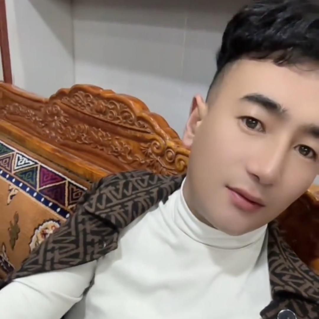 次旺  𝓳𝓲𝓪𝓷𝓰✨