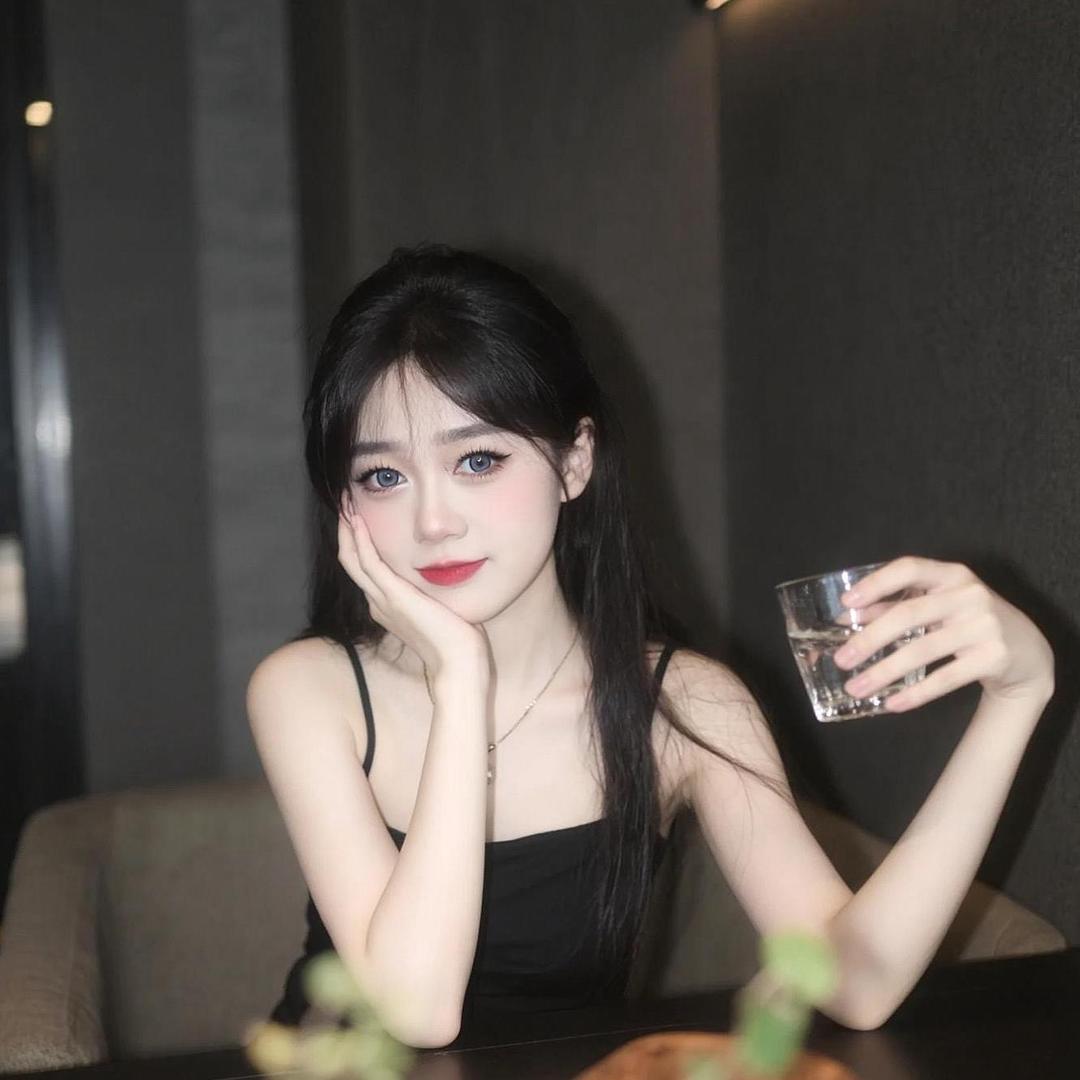 梓灵儿吖