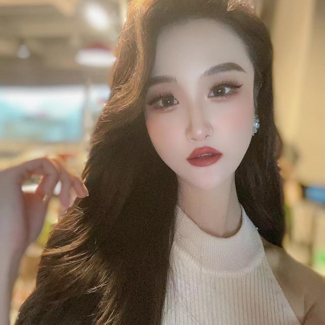 粉红大布娃娃琪琪2号店