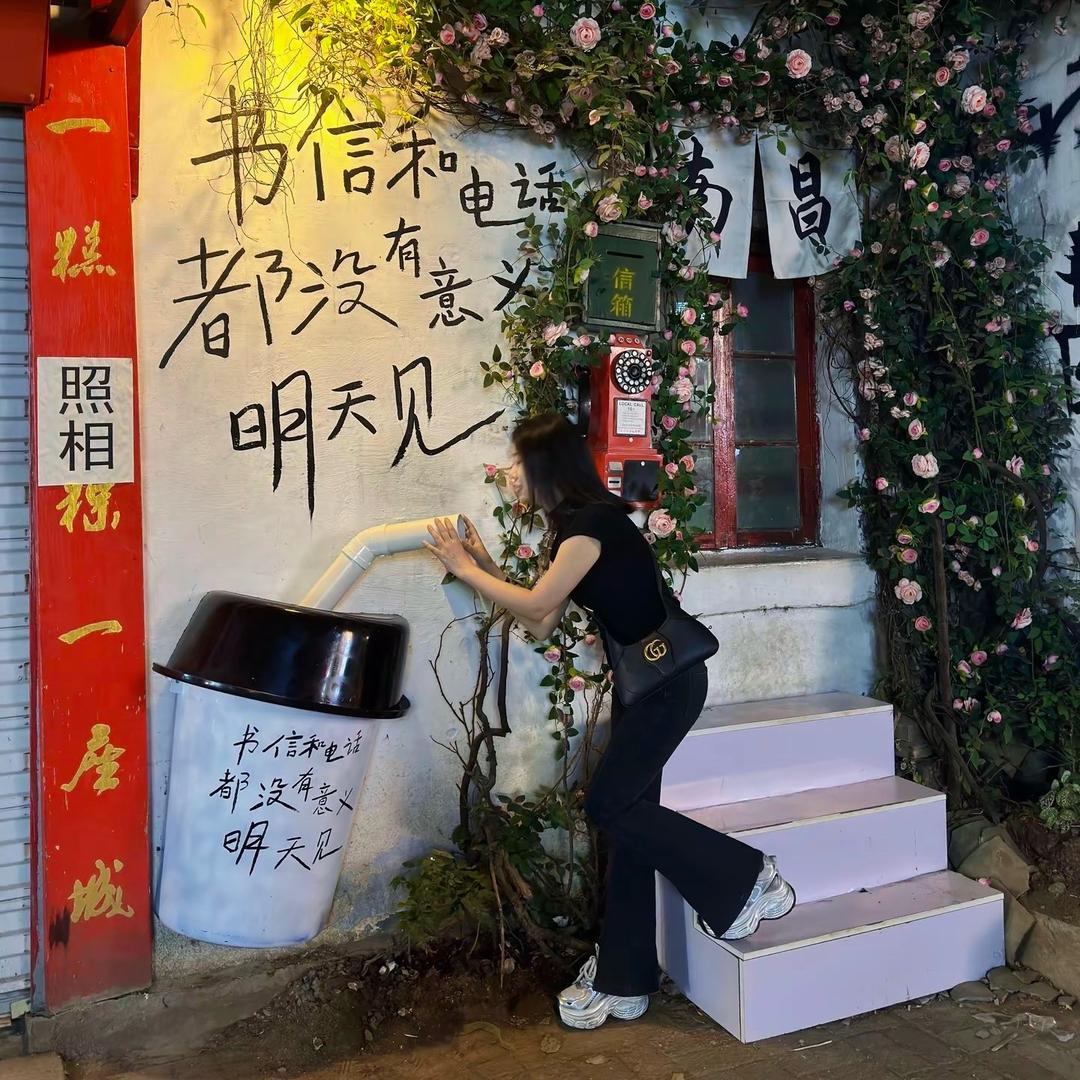 是小小呀