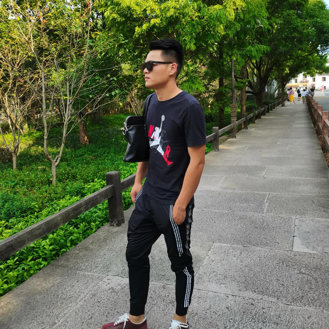 芜湖市车匠二手车经纪有限公司