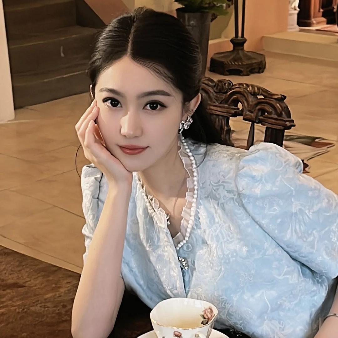 大李Dali（穿搭灵感库）