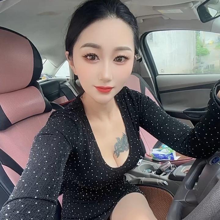 丁丽丽