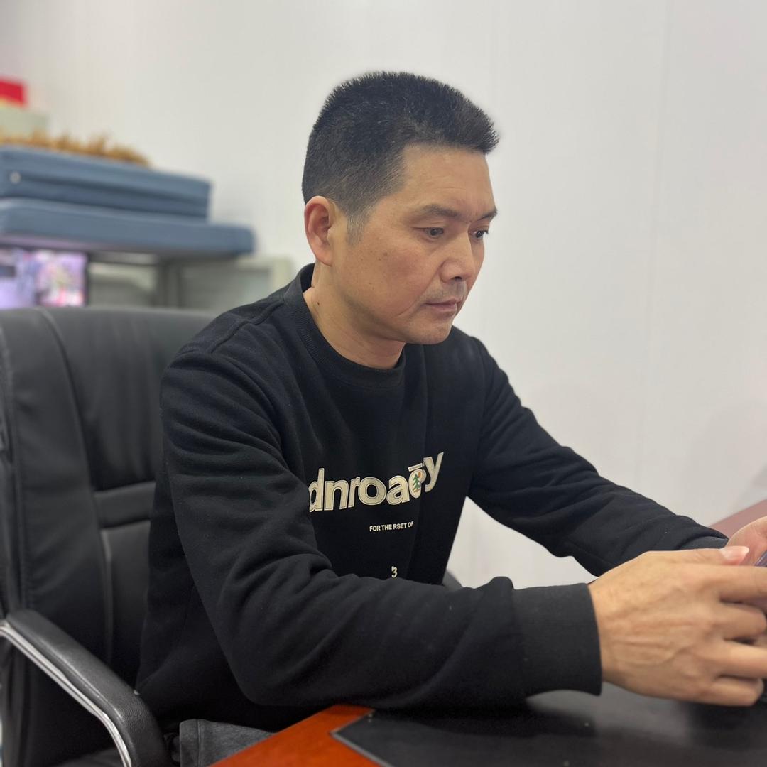 武冈市龙田家具批发部