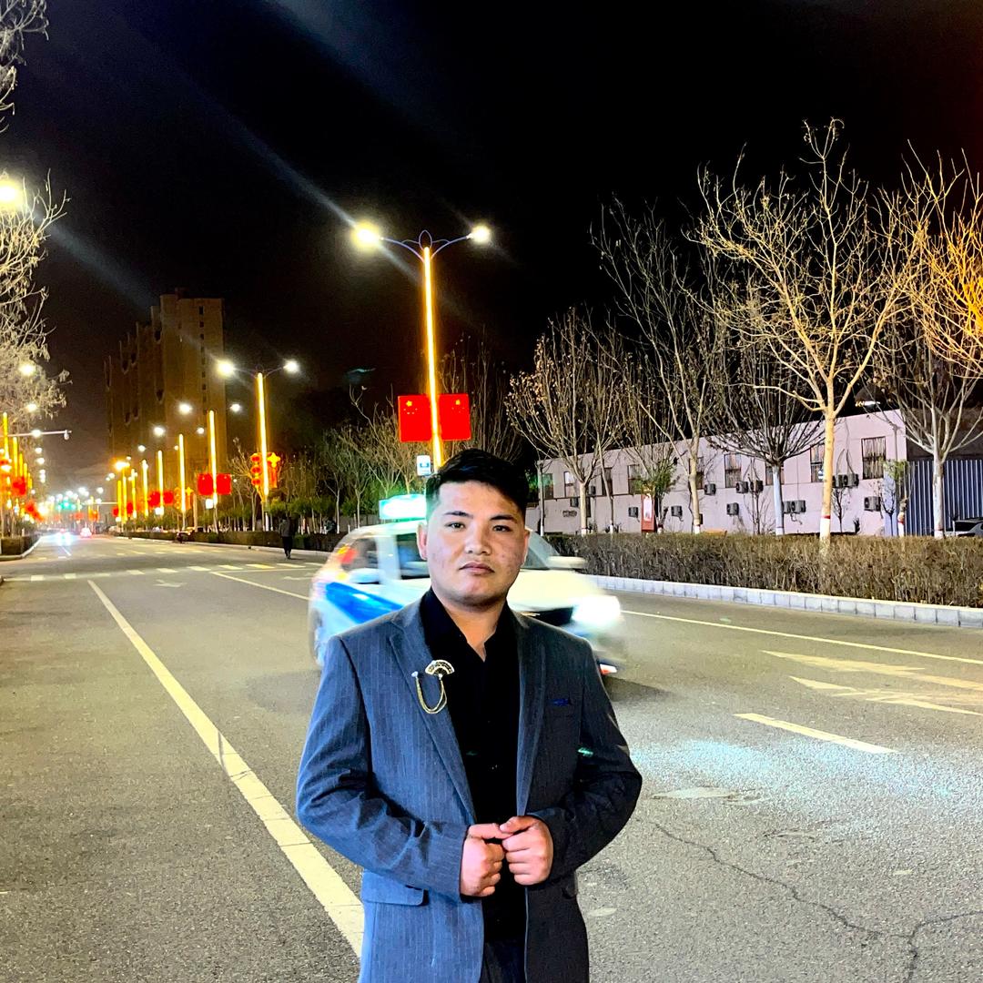 KAYSAR  😘😘😘