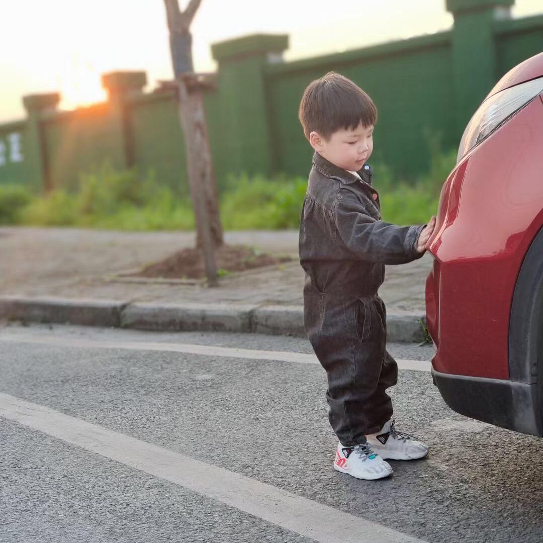 🌈🌈🌈🌈开货车的父亲