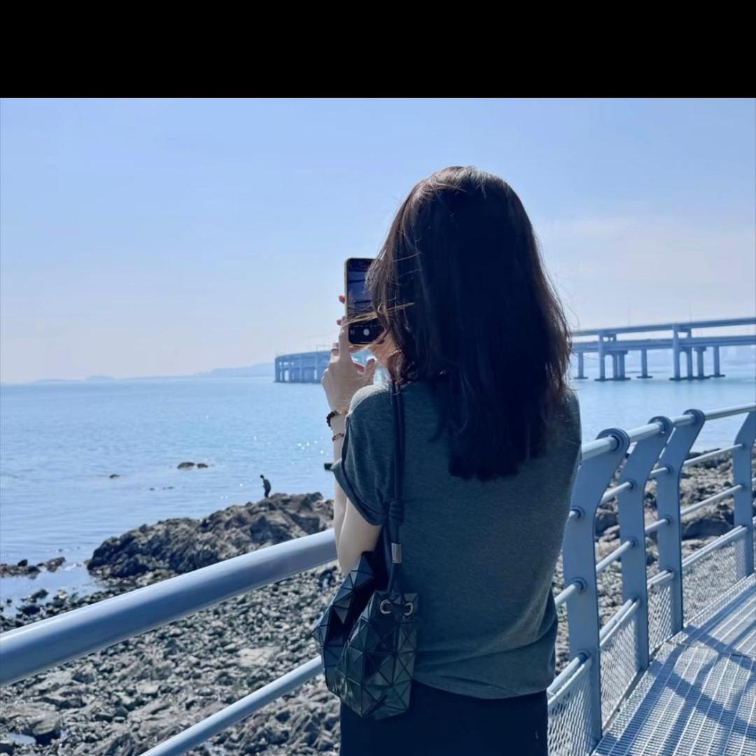 半杯咖啡