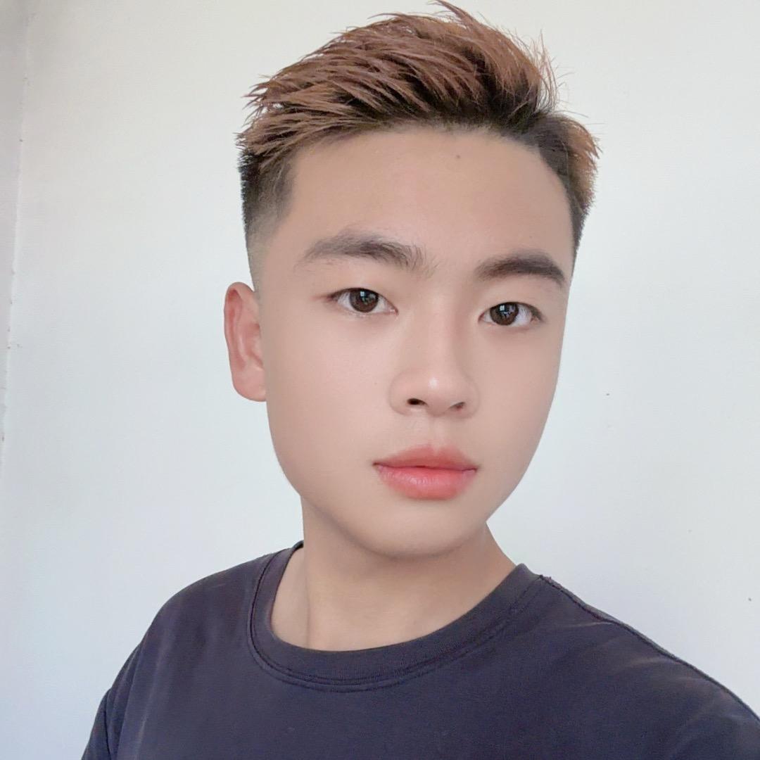 王小黑.（爱唱歌）