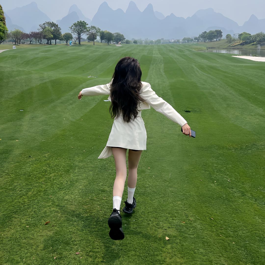 @邱小姐吖.