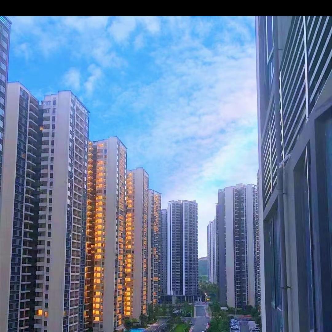 李班长做房产