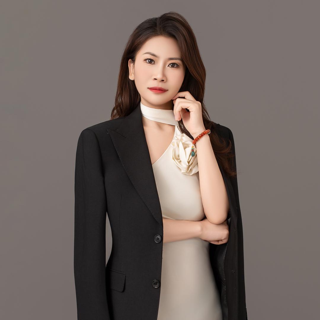 邹城市设计师梁小梁