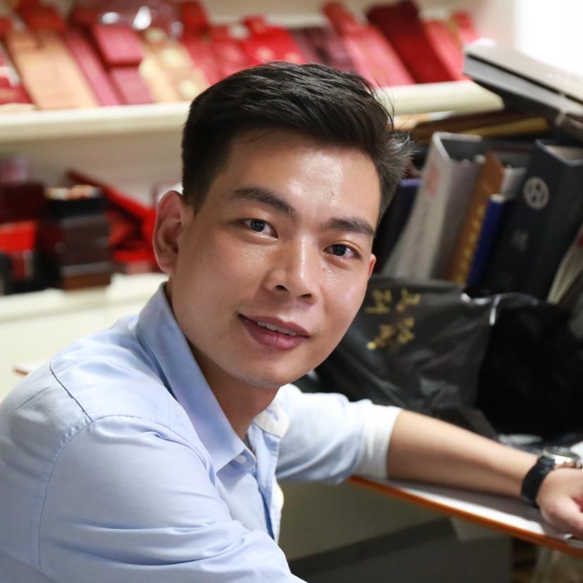 深圳海润珠宝道具陈列包装设计工厂