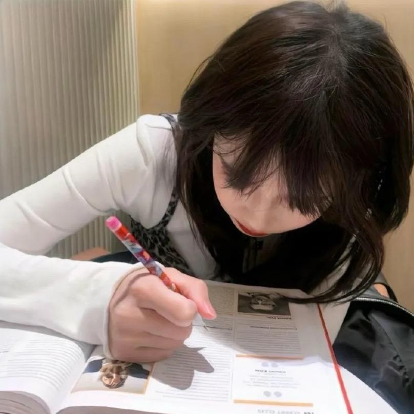 小张的蝴蝶🦋.