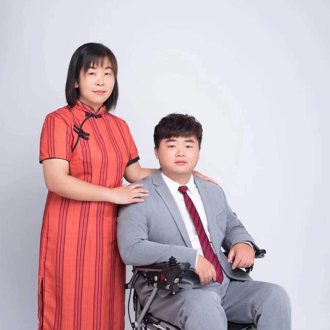 励志杨杨和疯妈妈