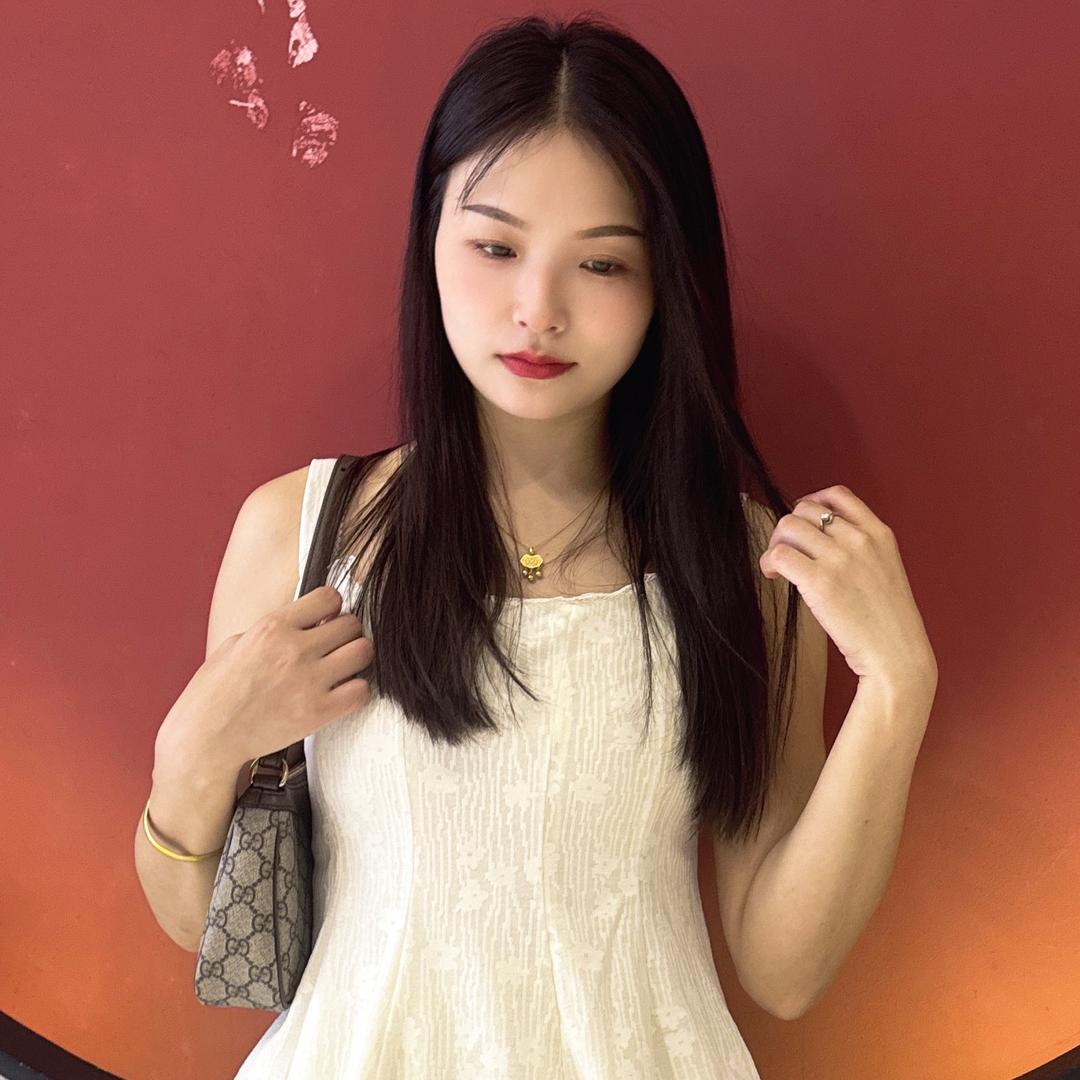 ᥫᦱᐝ微笑向暖