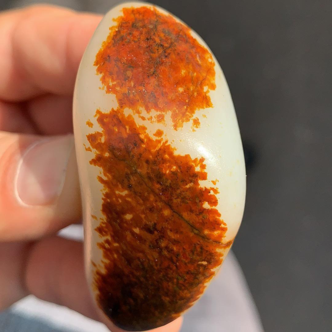 吉力力和田玉原石