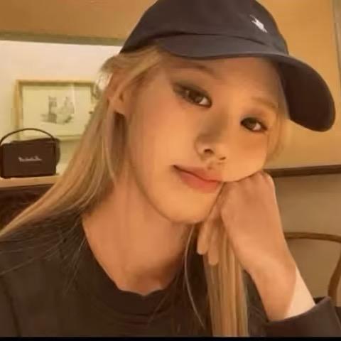 苗条的折耳根