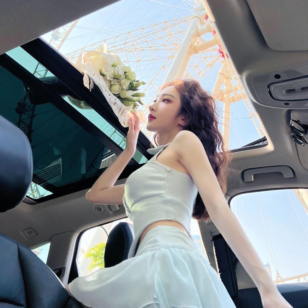 百万豪车车主美女俱乐部3