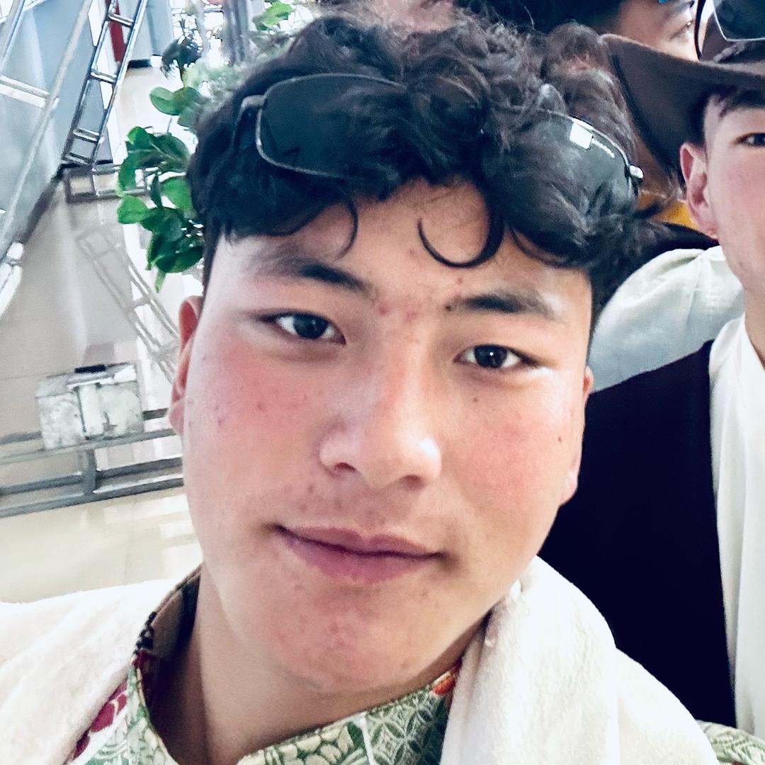Ce成