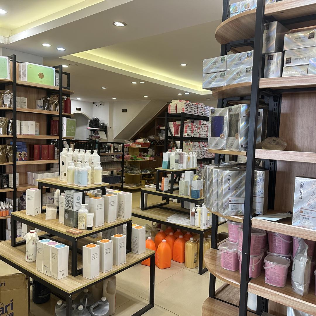 范托尼洗护批发商行