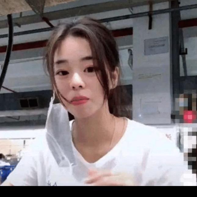 小李在工厂