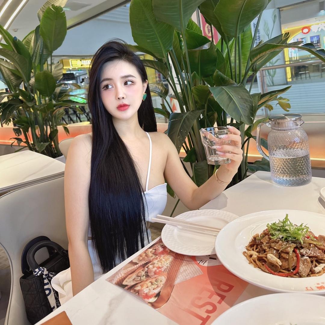 李李