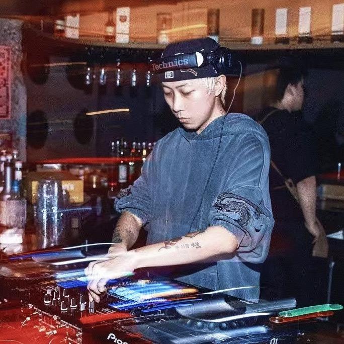 DJ 4SEA