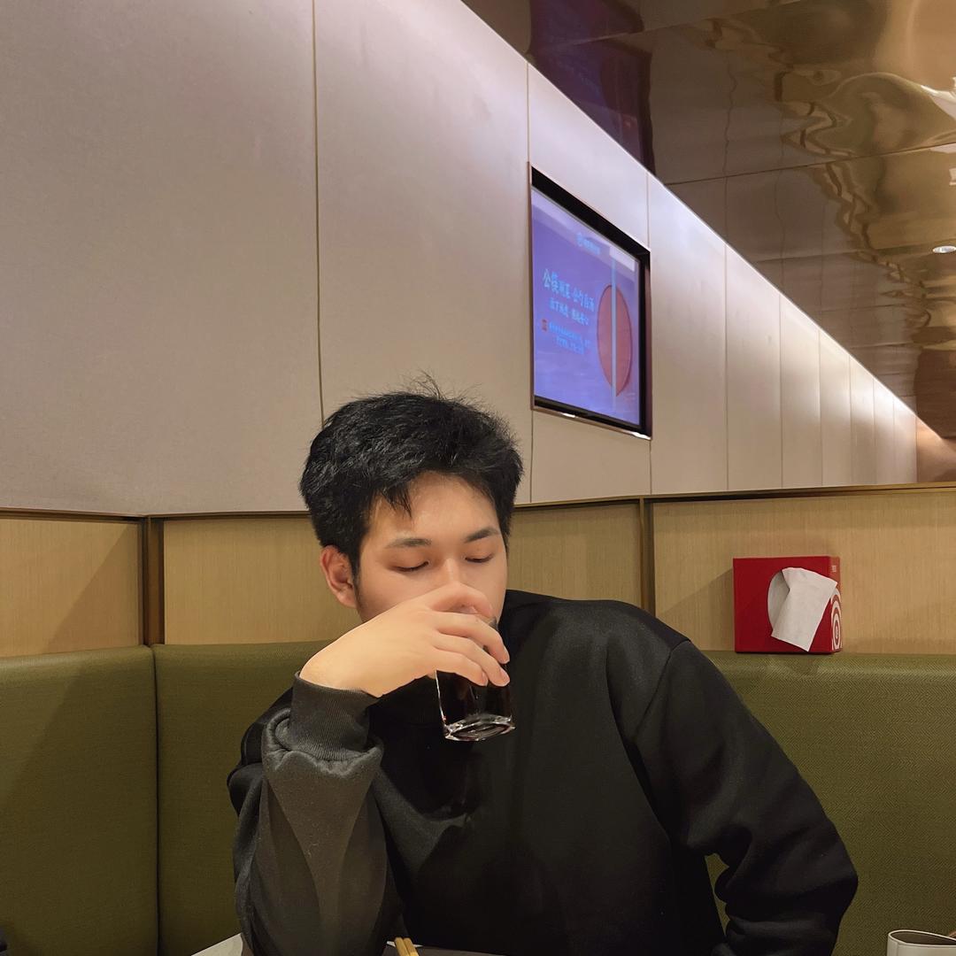 老吴专业男士假发设计oimg