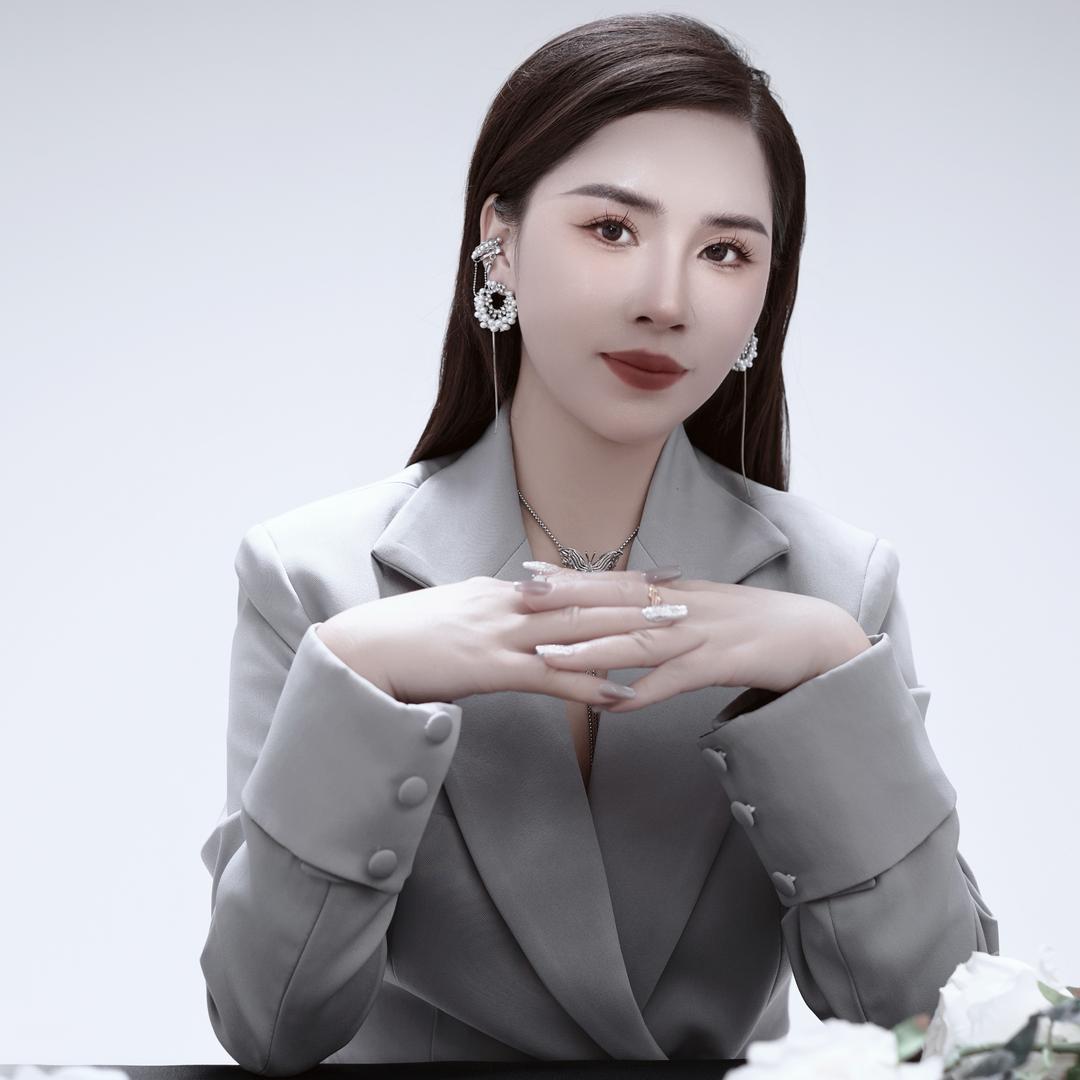 独山～灵美人减肥护肤纹眉