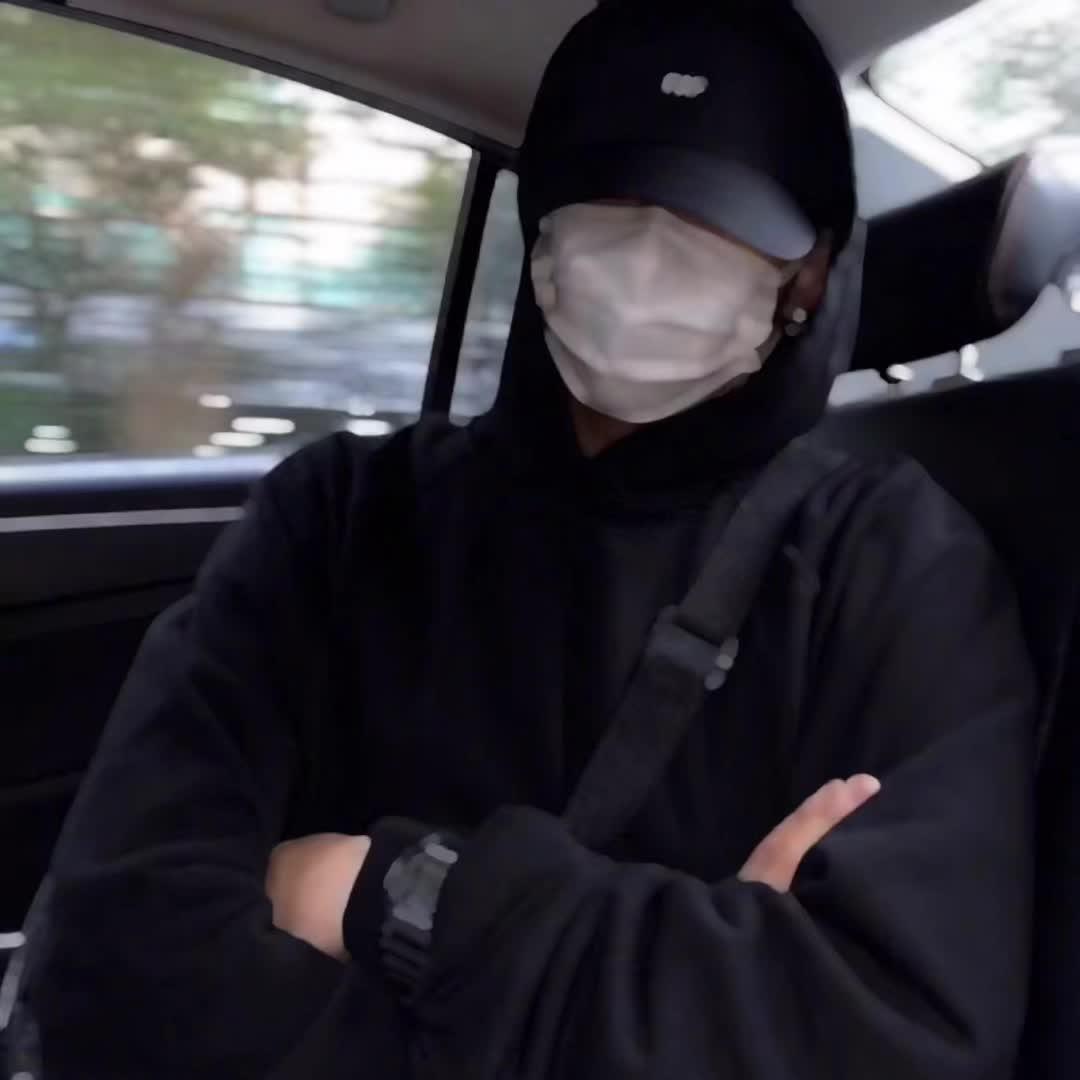 白白