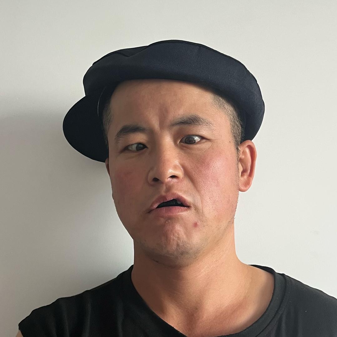七七