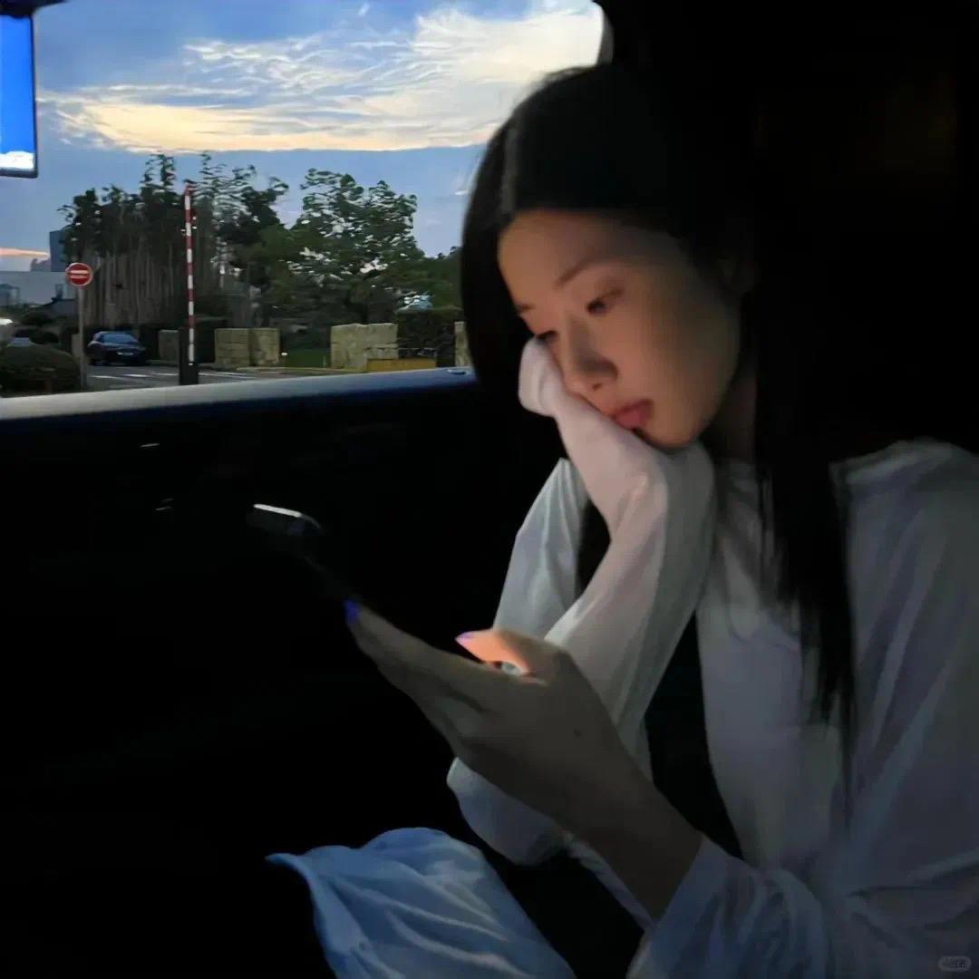 小狄有点困.