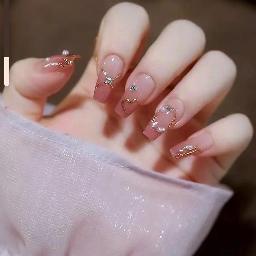 倩宝