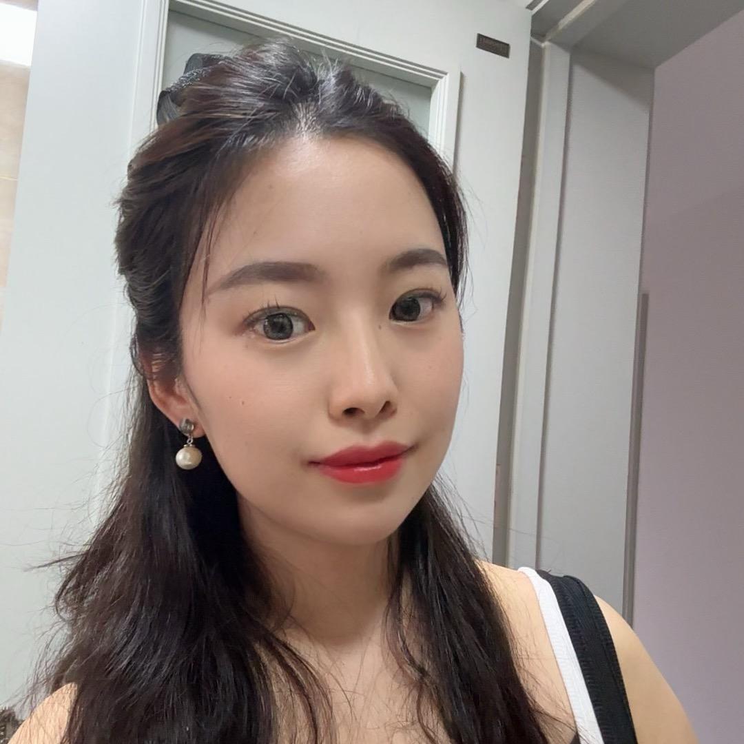 黄灿灿爱美丽👑