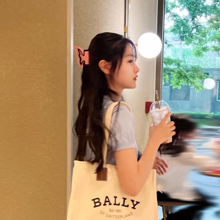 在比特山上
