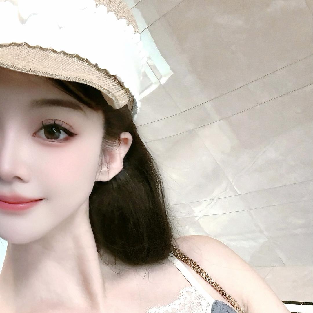 杨小样🎀