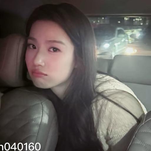@是什么月.