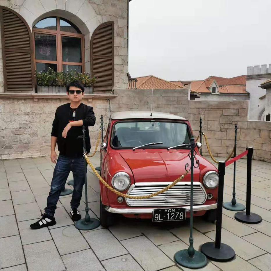 双手叉口袋，谁也不爱❤️