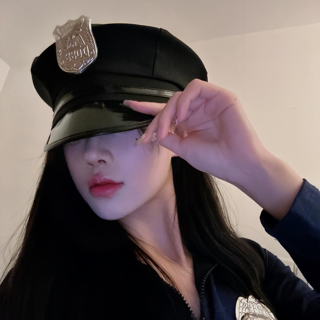 R.CY