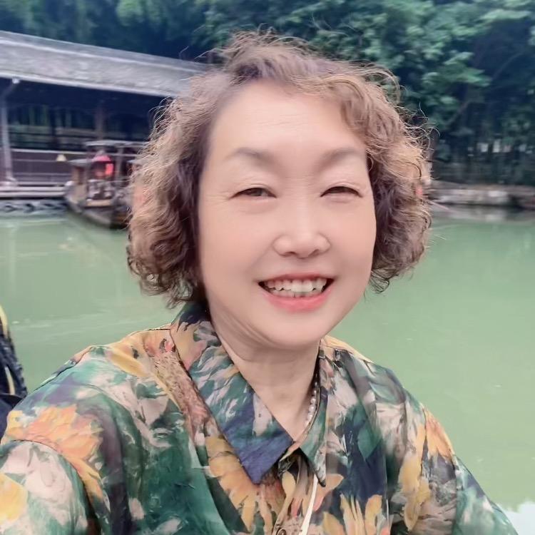 俩宝奶奶