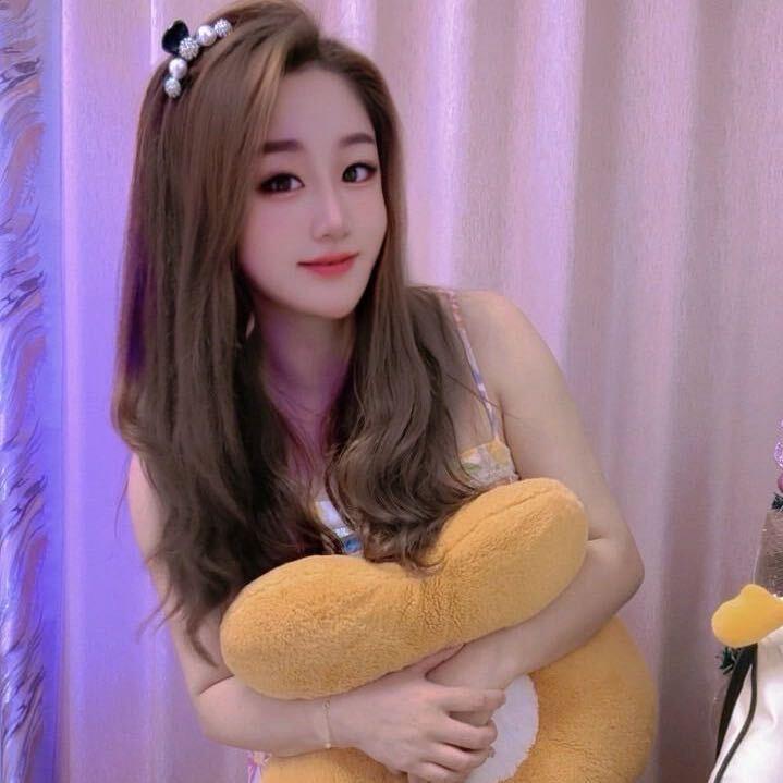 😘妮妮😜