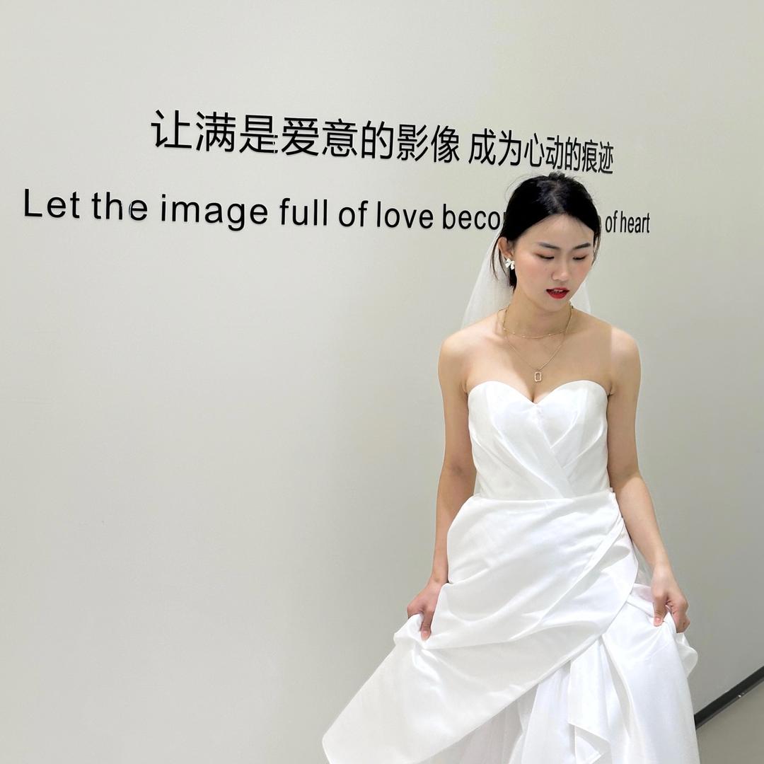 徐无敌。