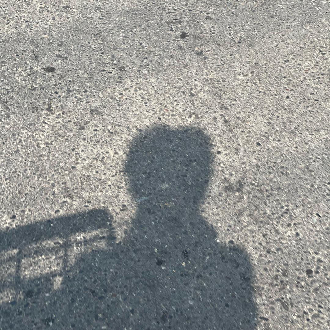 ：.