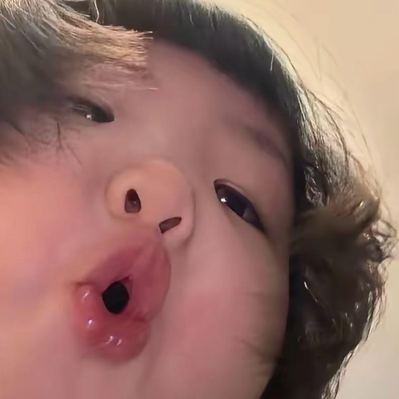 小黄睡不着-