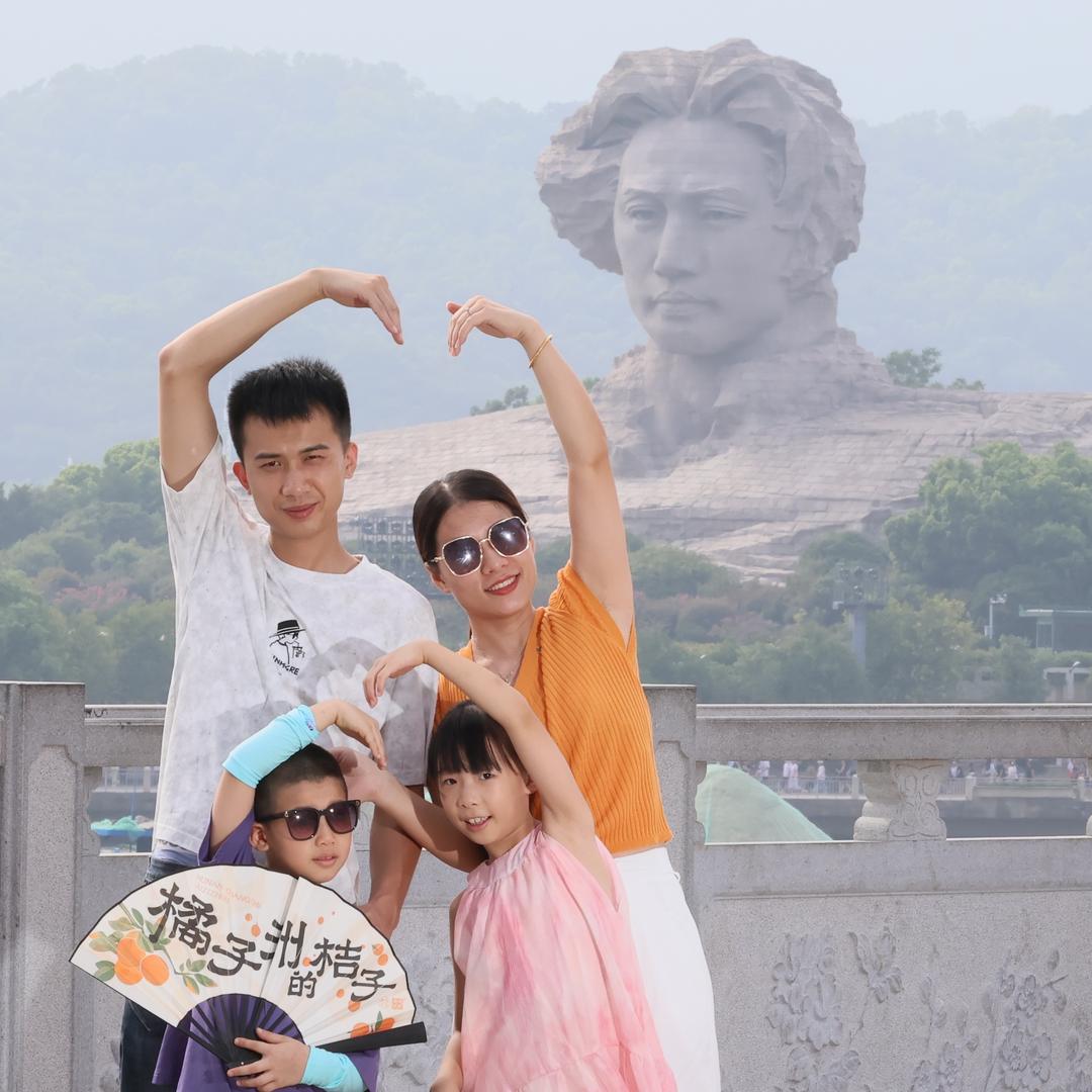 🥀এ᭄半颗糖ꦿ甜💔