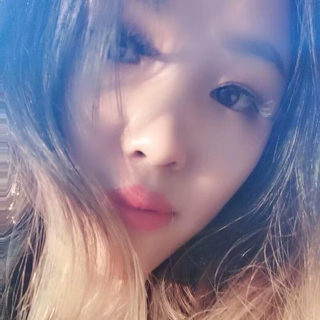 @何小姐