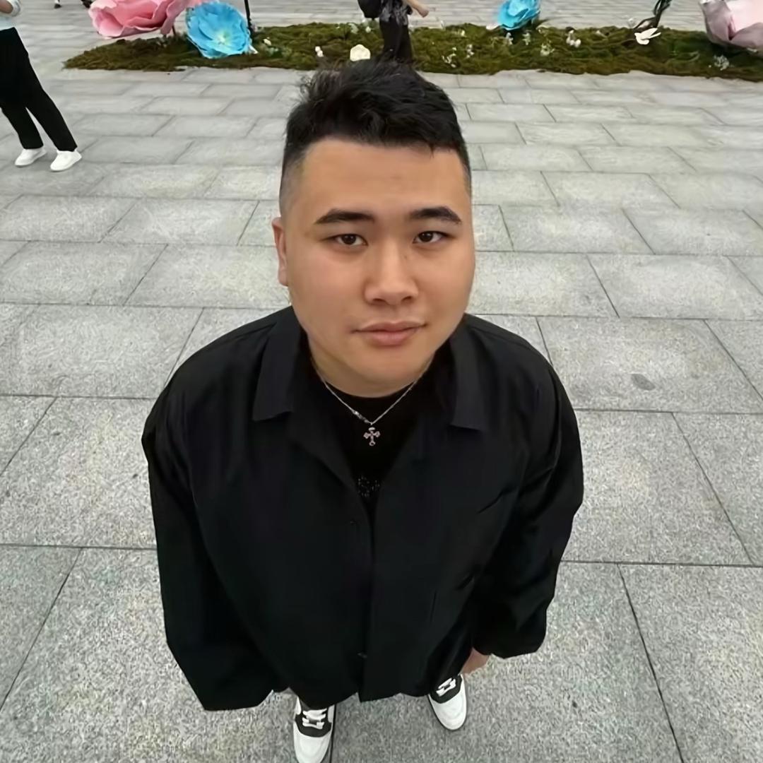 人丑嘴不甜长得危险还没钱