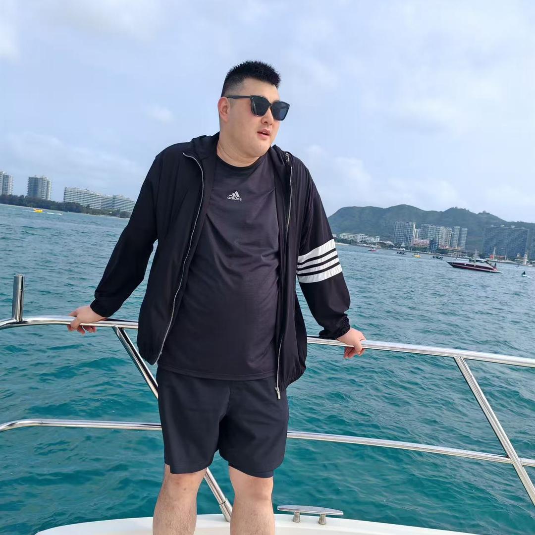 老板与陈美丽@