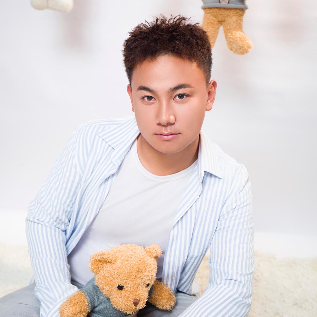 04养牛创业小伙